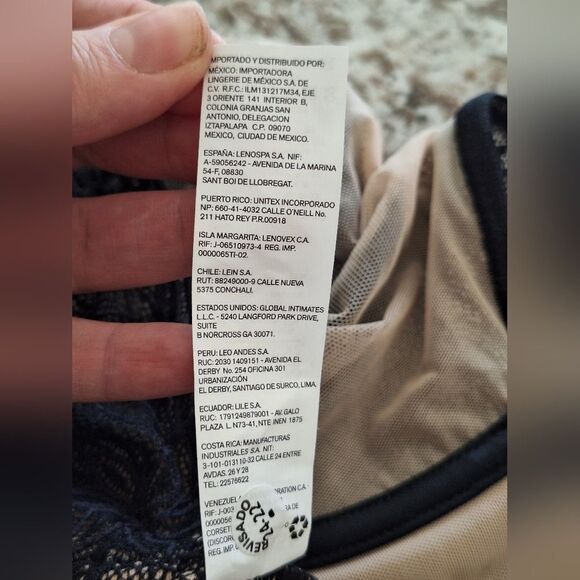 Leonisa Shaping Lace Black Bodysuit Size XXL - Picture 6 of 8